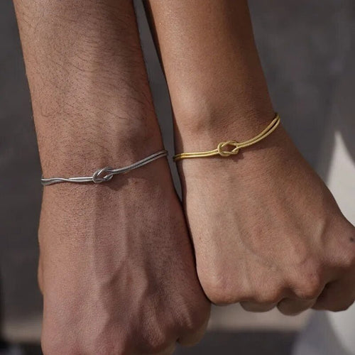 Knot Minimalist Statement Bracelet (MAC288)
