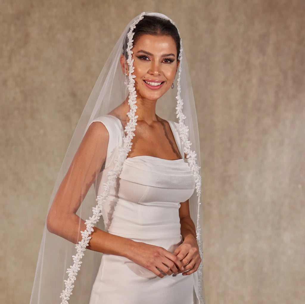Flower Lace Bridal Veil- D216 – Bridal Port, view 9