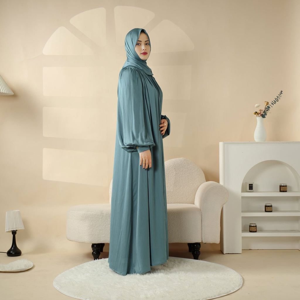Mariam's Collection Lantern Sleeve Abaya, 4-Piece Set Large Pleated Sleeves Abaya (MOA084) — product on model