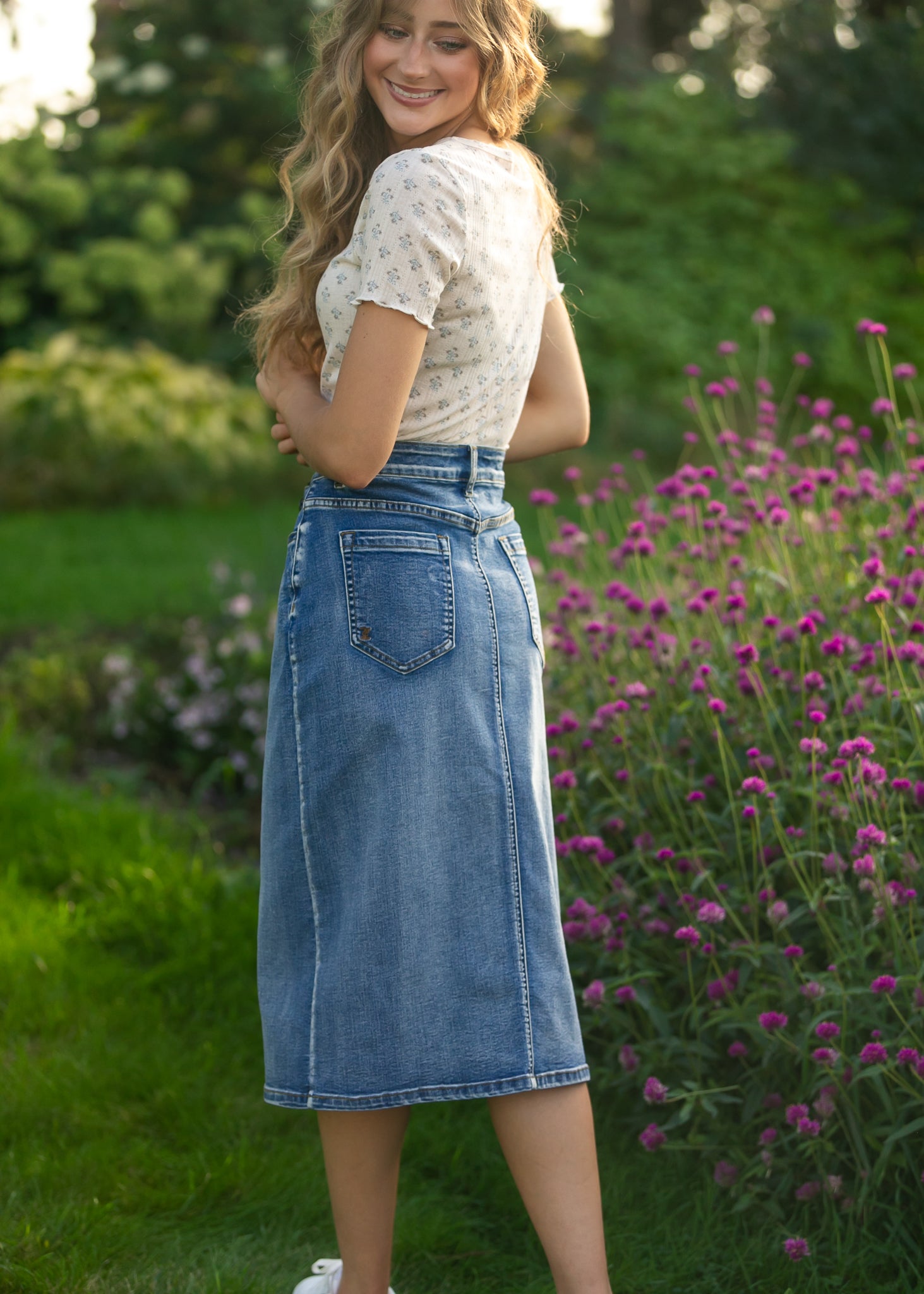 Inherit Co. Larza Blue Floral Lettuce Hem Top — main product shot