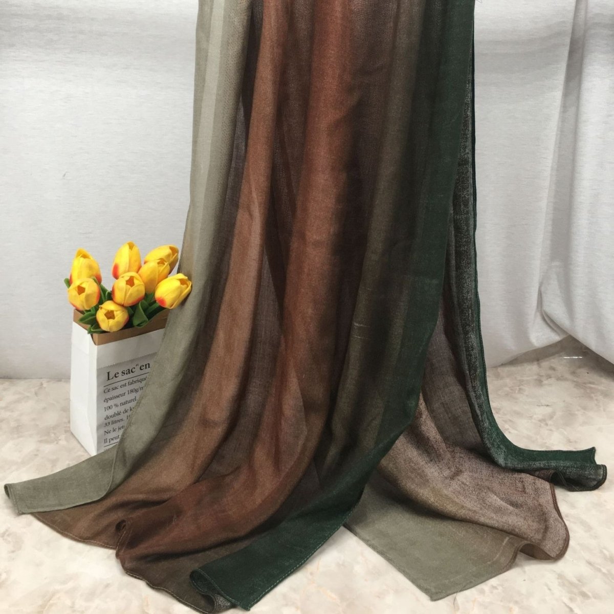 Mariam's Collection Lightweight Breathable Gradient Shawl Hijab (MH194) — detail shot 8