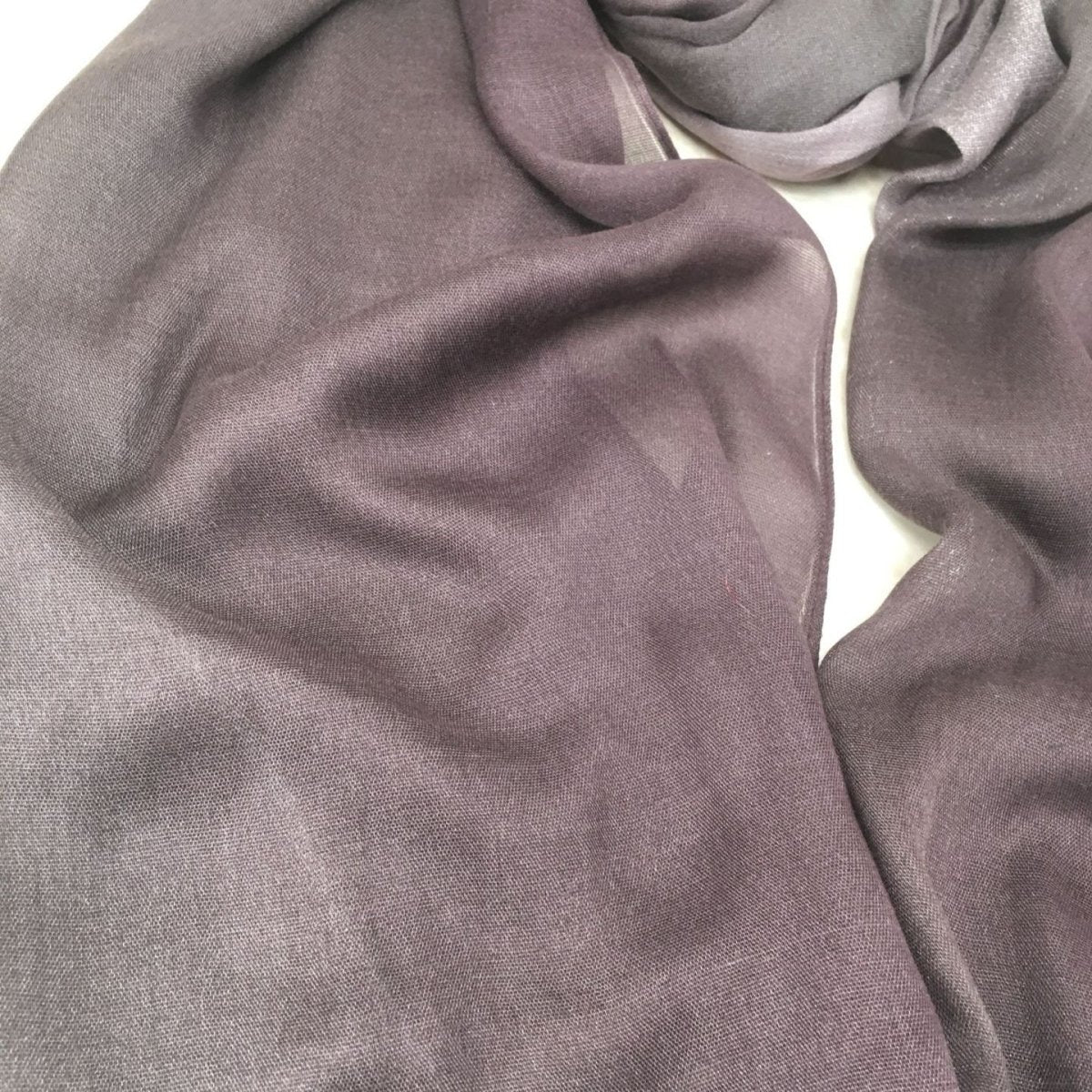 Mariam's Collection Lightweight Breathable Gradient Shawl Hijab (MH194) — feature highlight