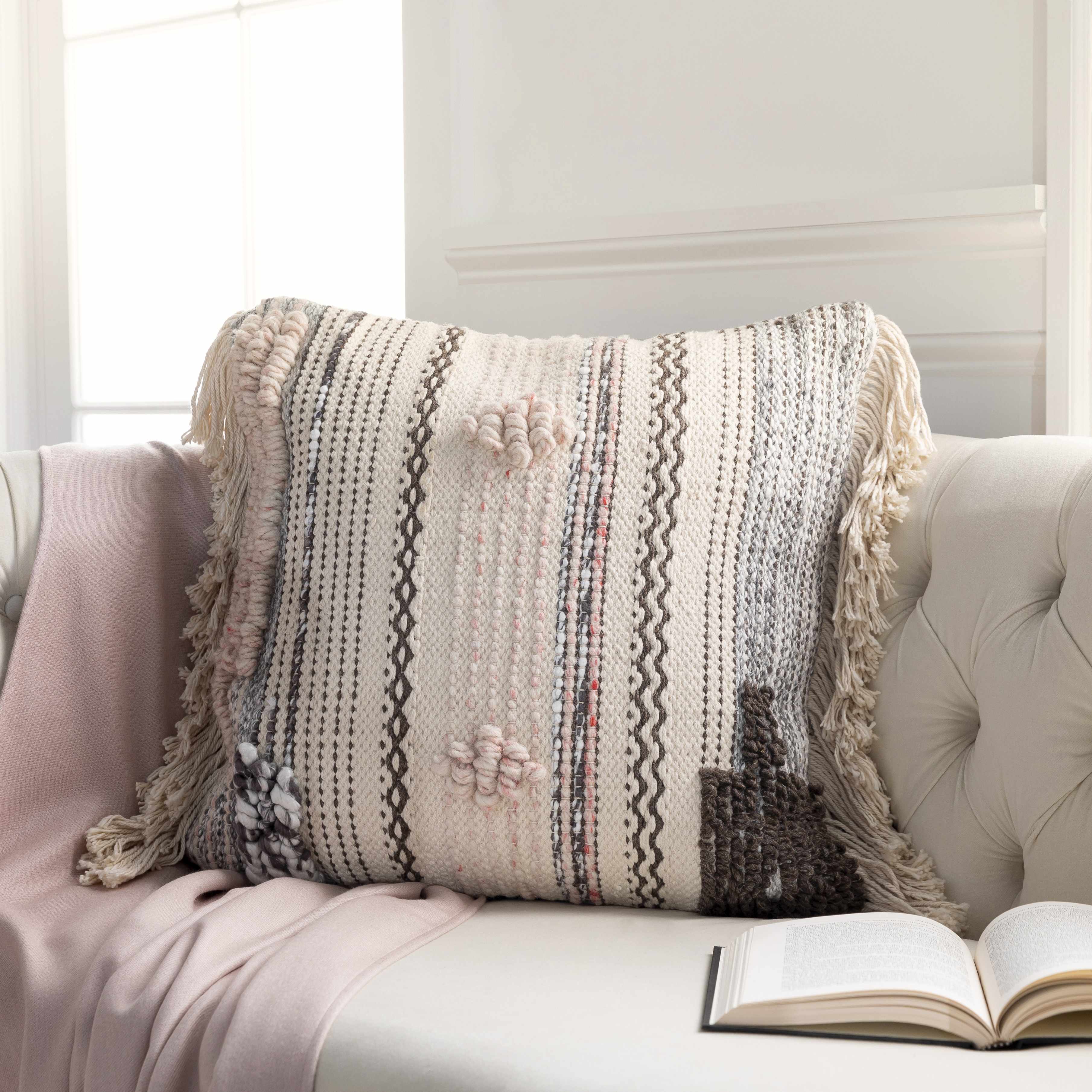Lenorah Pink&White Textured Throw Pillow - Clearance – Boutique Rugs, view 3