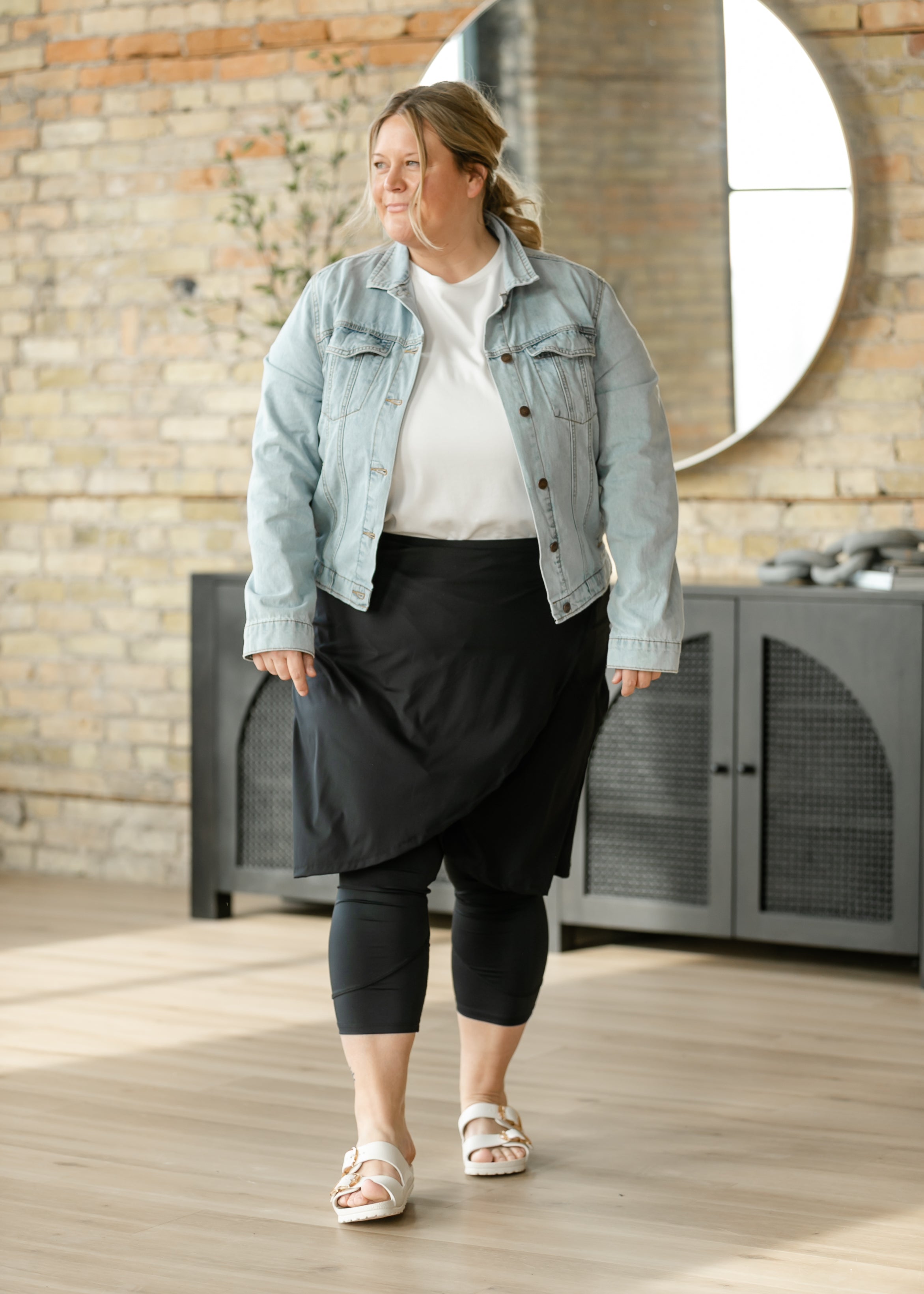 Inherit Co. Lucille Tulip Hem Leggings Skirt — detail close-up