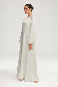 Luna Satin Balloon Sleeve Maxi Dress - White Clothing Veiled 