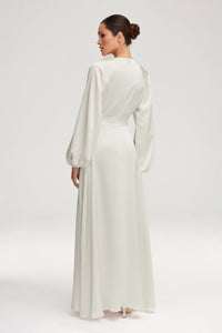 Luna Satin Balloon Sleeve Maxi Dress - White Clothing Veiled 