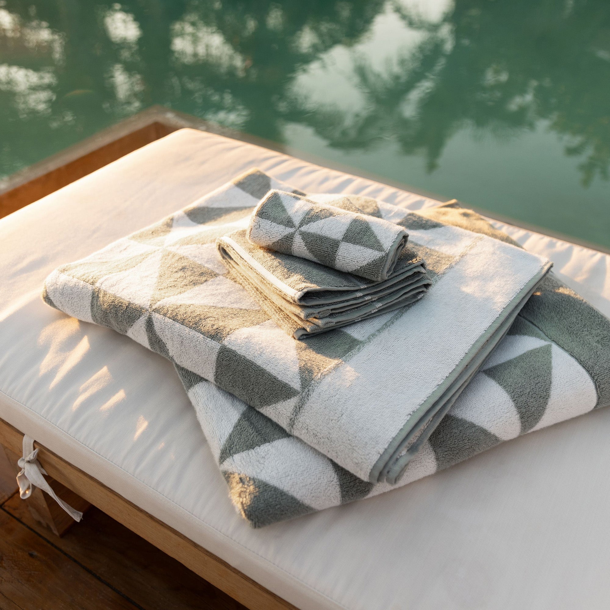 Italic Deia Towels — minimalist design context