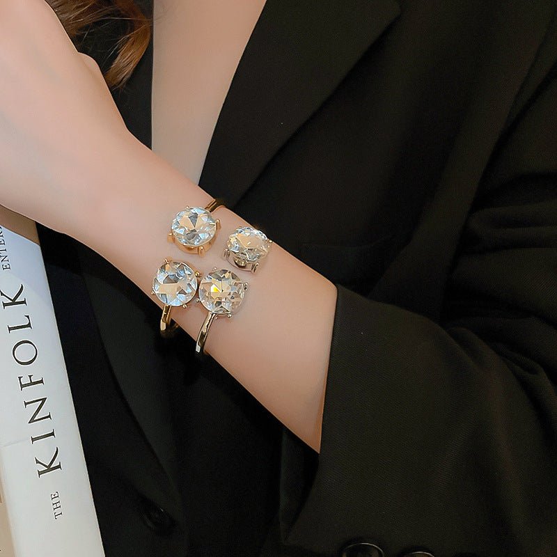 Mariam's Collection Luxury Minimalist Glossy High-grade Shiny Bracelets -   Simple Temperament… — construction detail