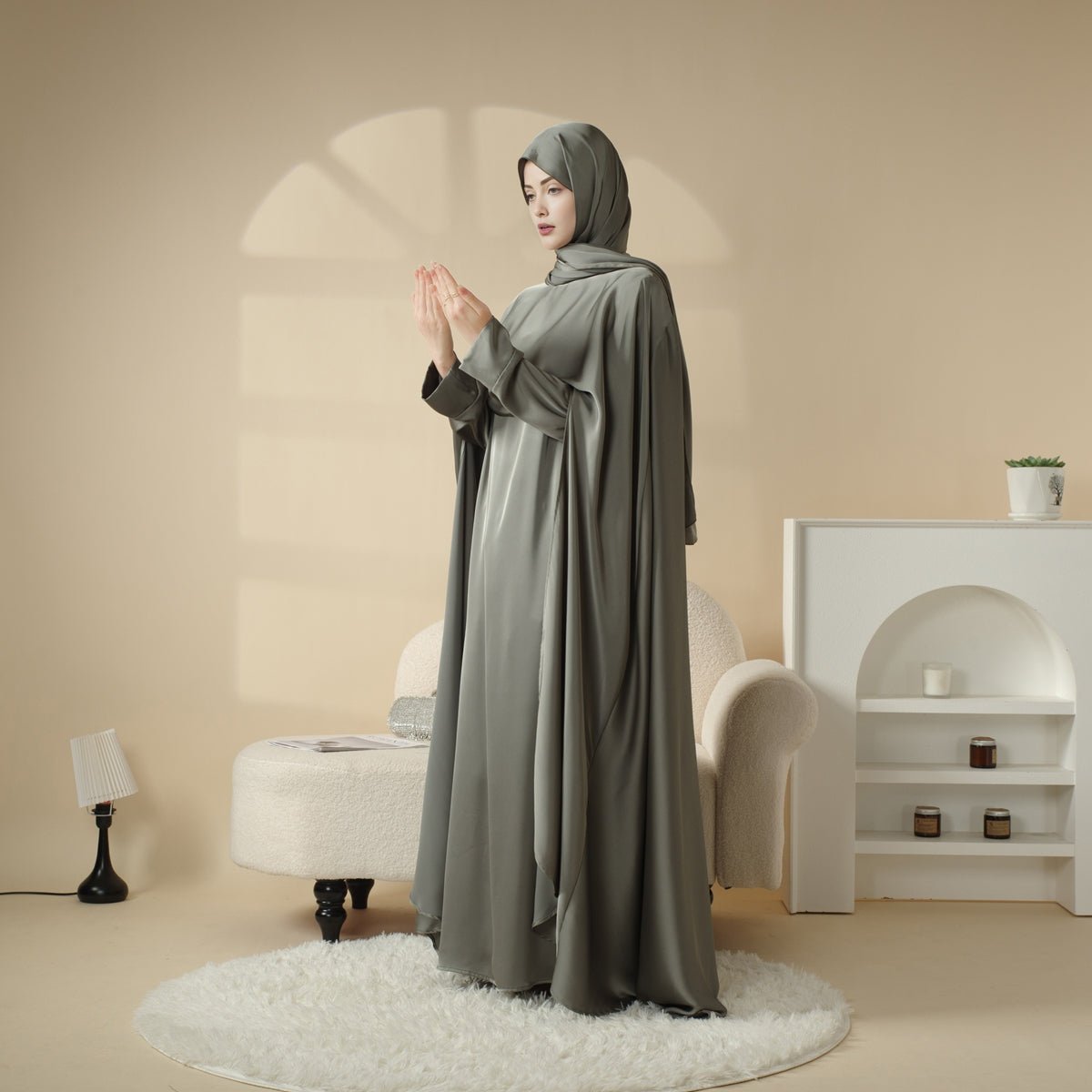 Mariam's Collection Luxury Wedding Abaya 3-Piece Bridal Abaya Set (MOA044) — detail shot 7