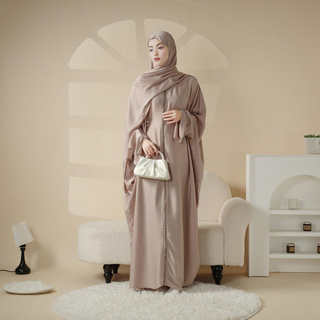Mariam's Collection Batwing Abaya With Matching Hijab | Batwing Sleeve Abaya (MA041) — detail shot 6
