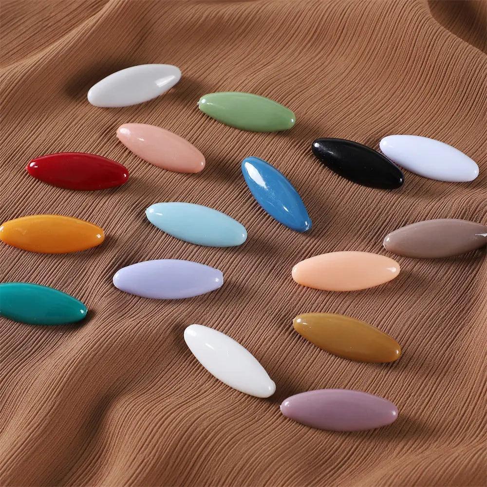 Mariam's Collection Mariam's Collection MAC008 Hijab pins, 8 pcs hijab pins — Mariam's Collection branding close-up