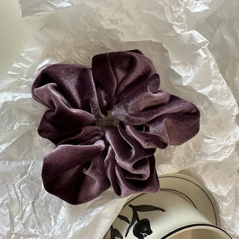 Mariam's Collection MAC009 hijab scrunchies, velvet flower hair accessories — detail shot 8