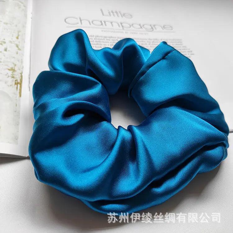 Mariam's Collection Mariam's Collection MAC010 hijab scrunchies, silk hair ribbon — detail close-up