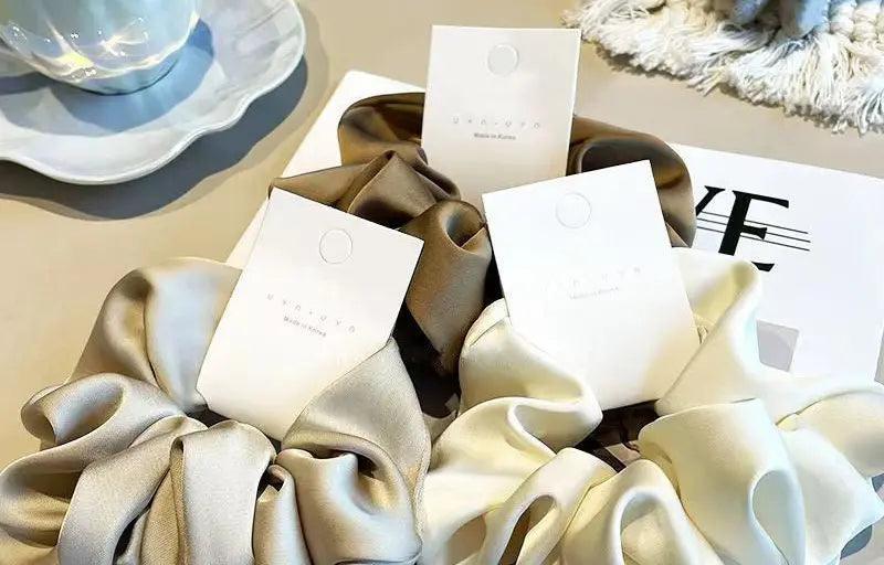 Mariam's Collection Mariam's Collection MAC011 hijab scrunchies，satin hair accessories — construction detail
