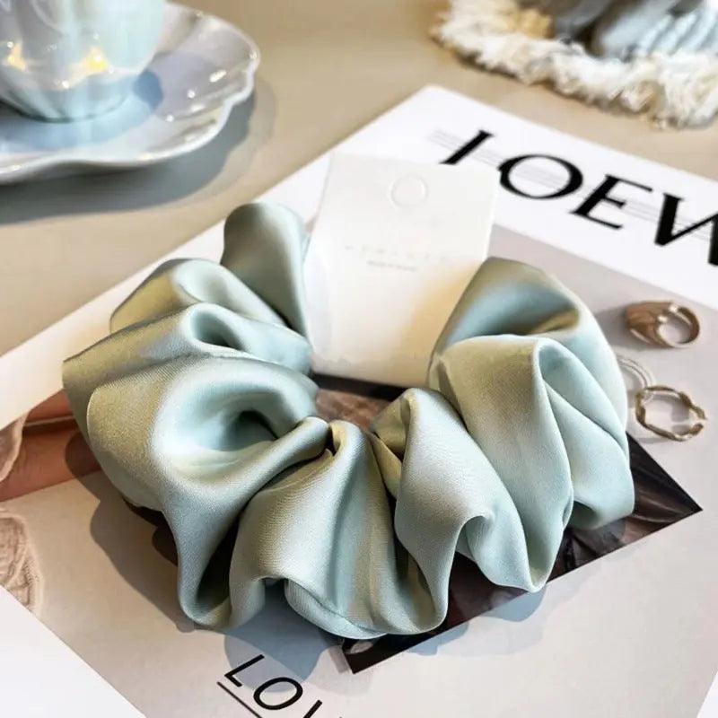 Mariam's Collection Mariam's Collection MAC011 hijab scrunchies，satin hair accessories — detail shot 10