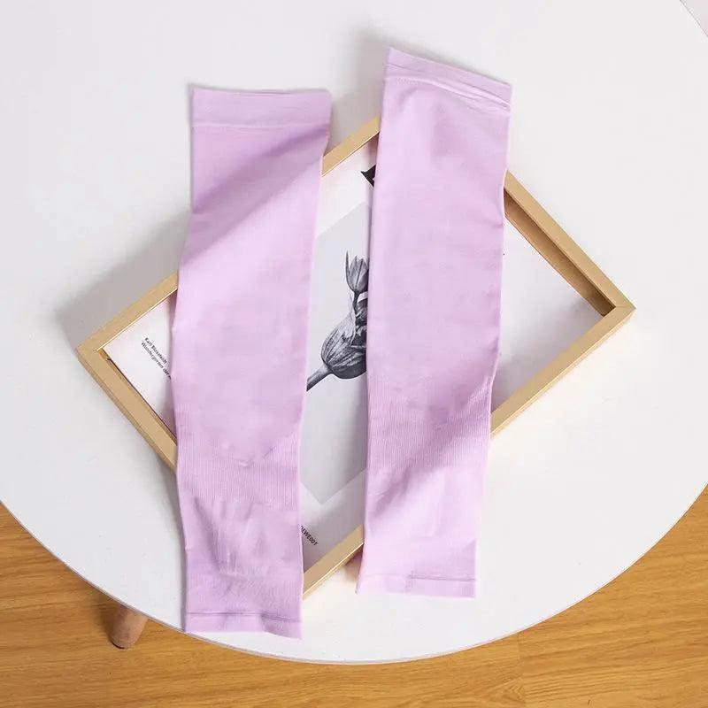 Mariam's Collection Mariam's Collection MAC021 Solid Color Sun-proof Handsocks — lifestyle context