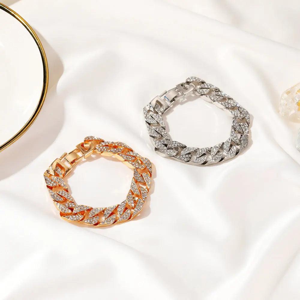 Mariam's Collection Mariam's Collection MAC036 wide flash diamond bracelet — construction detail