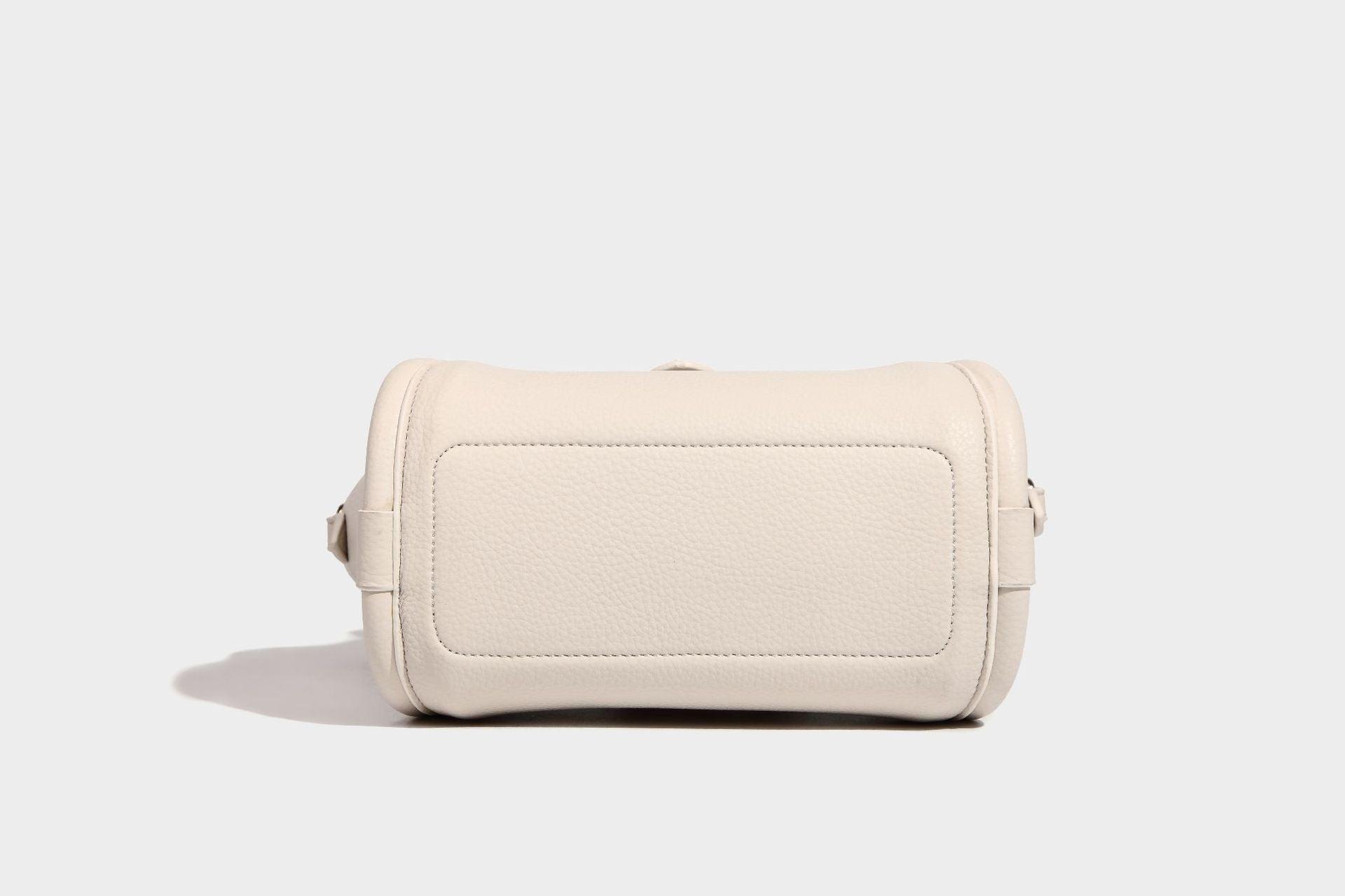 Mariam's Collection MAC048 Simple And Elegant Hand-held Cross-body Tote Bag — feature highlight