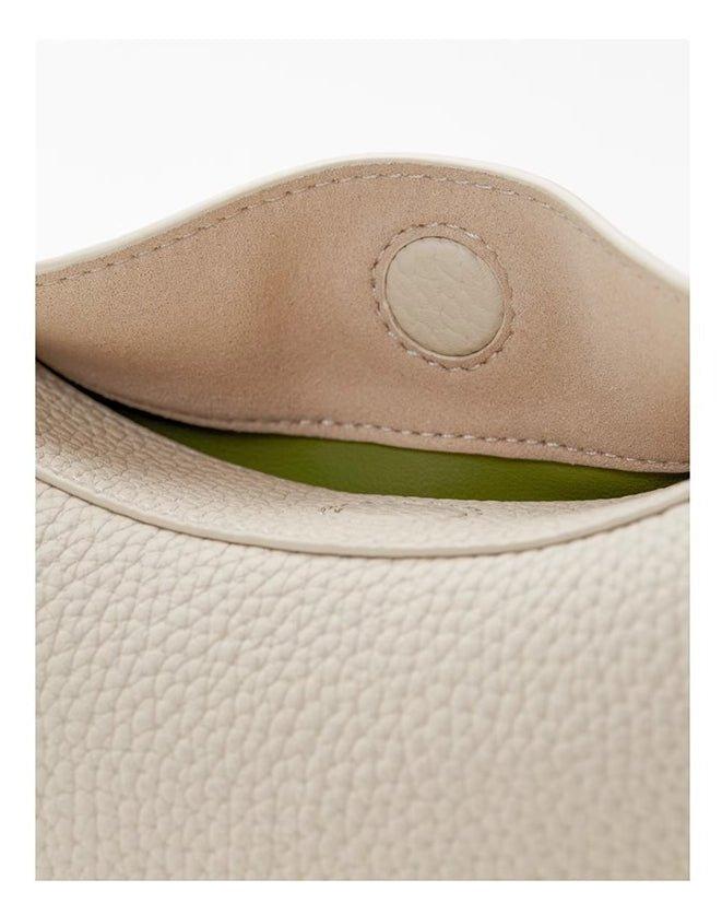 Mariam's Collection Fashionable And Changeable Cowhide Moon Bag (MAC069) — comparison shot