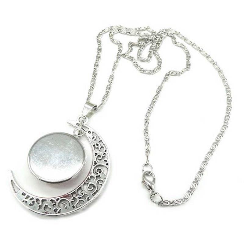 Mariam's Collection MAC077 Women's Versatile Silver keffiyeh Hollow Moon Pendant Necklace — product category context