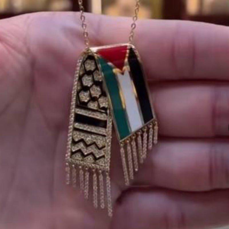 Mariam's Collection MAC107 Stainless Steel Palestine Keffiyeh Vintage Necklace — construction detail