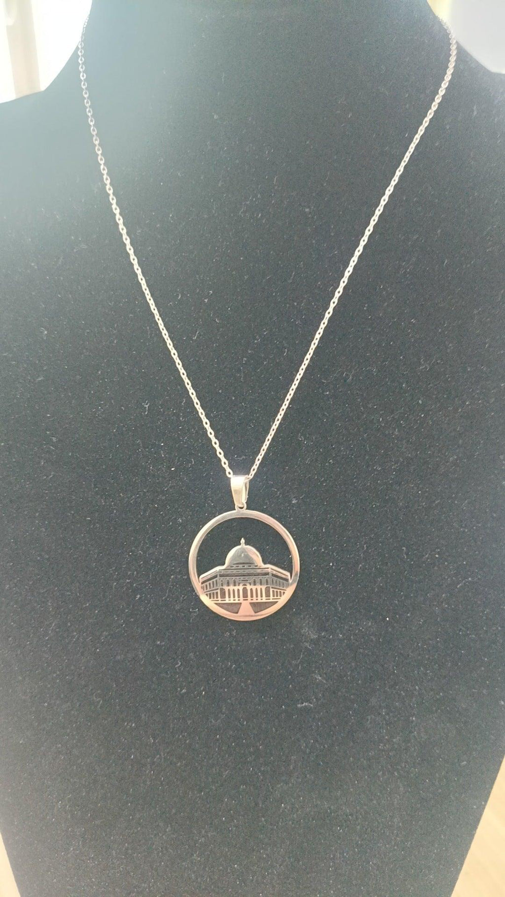 Mariam's Collection Mariam's Collection MAC111 Stainless Steel Masjid Pattern Necklace — detail shot 9