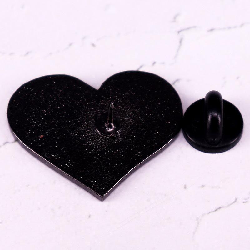 Mariam's Collection MAC114 Palestine Keffiyeh Heart Enamel Badge Brooch — construction detail