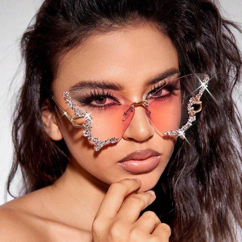 Mariam's Collection MAC116 Large Frame High-end Diamond-encrusted Butterfly Anti-UV Sunglasses — main product shot
