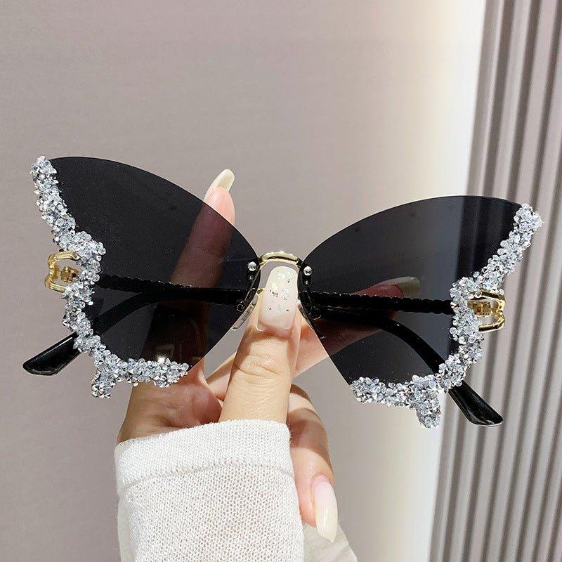 Mariam's Collection MAC116 Large Frame High-end Diamond-encrusted Butterfly Anti-UV Sunglasses — feature highlight