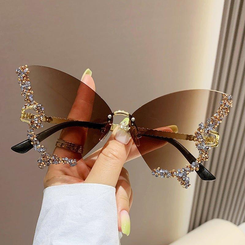 Mariam's Collection MAC116 Large Frame High-end Diamond-encrusted Butterfly Anti-UV Sunglasses — comparison shot