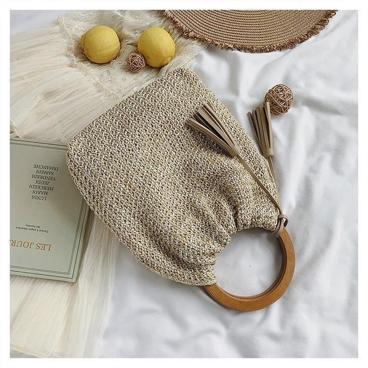 Mariam's Collection MAC132 Fashionable Straw Simple Beach Tassel Bucket Bag — detail shot 6