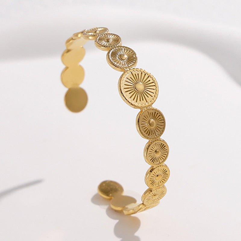 Mariam's Collection MAC143 Titanium Steel Colorfast Adjustable Bracelet — fabric or material detail