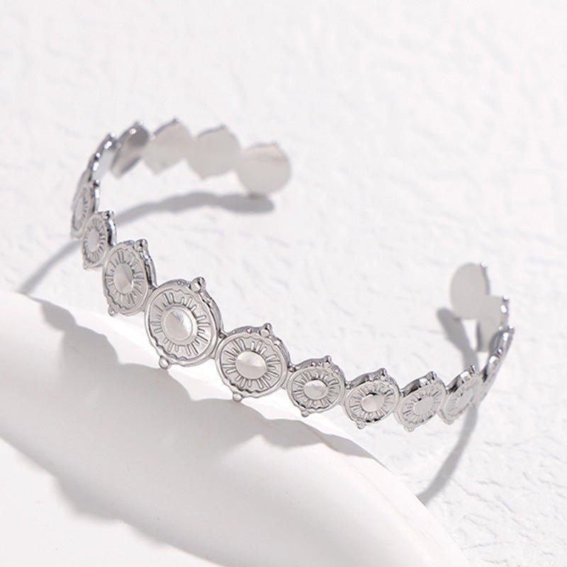 Mariam's Collection MAC143 Titanium Steel Colorfast Adjustable Bracelet — feature highlight