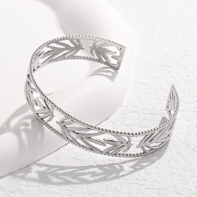 Mariam's Collection MAC143 Titanium Steel Colorfast Adjustable Bracelet — fabric or material detail