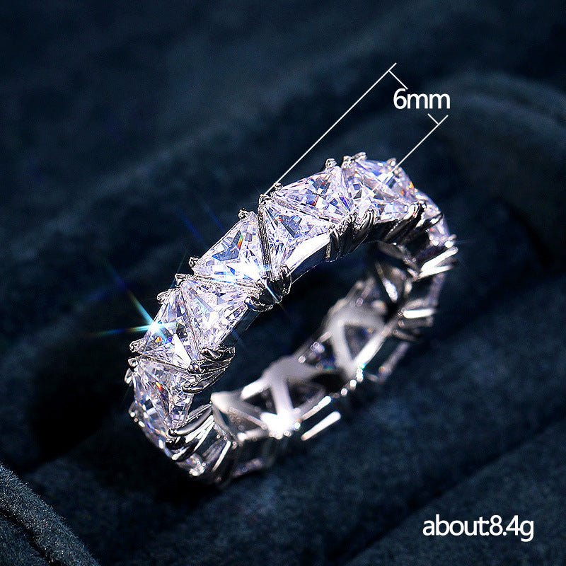 Mariam's Collection MAC161 Full-Circle Single-Row Triangular Zircon Ring — construction detail