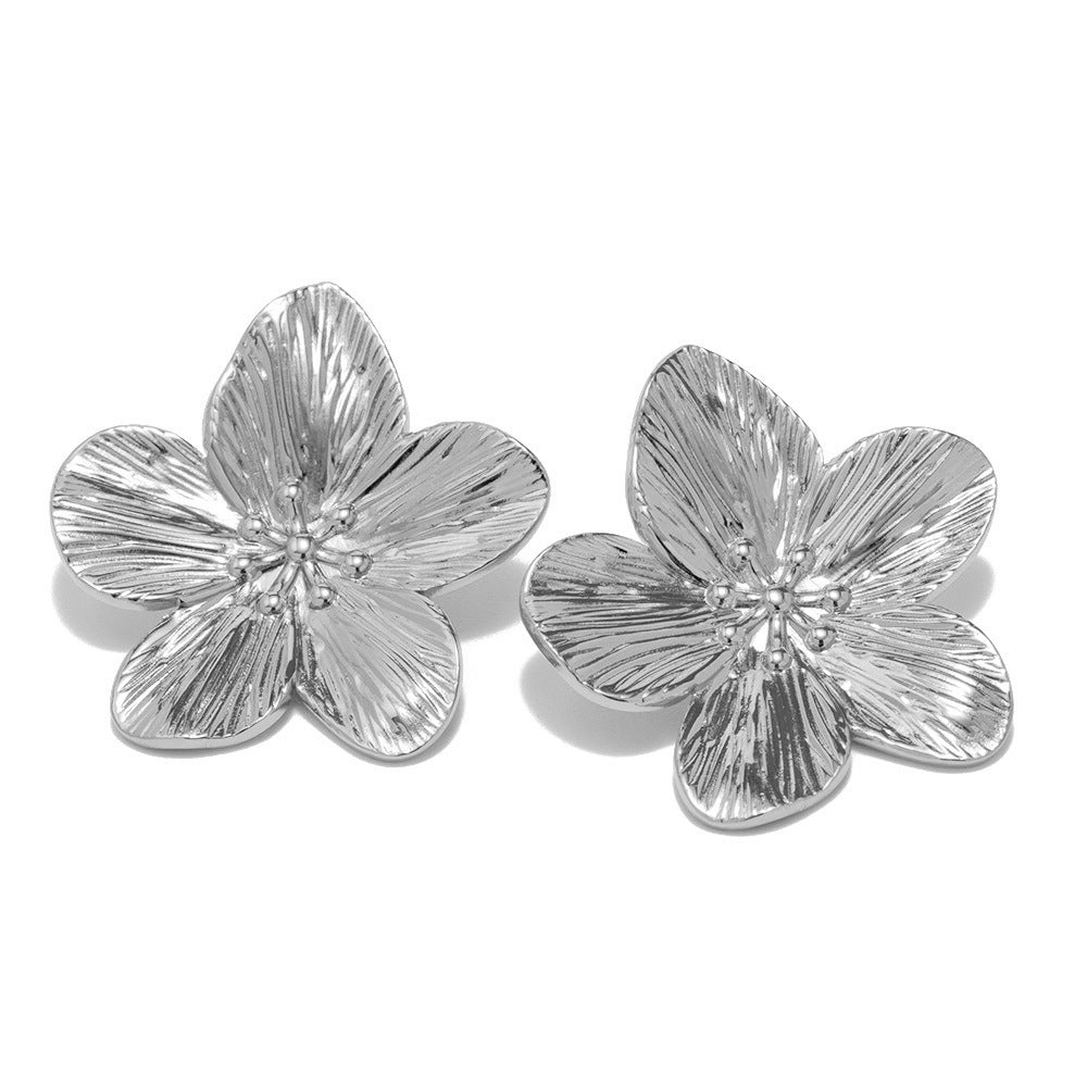 Mariam's Collection Mariam's Collection MAC170 Retro Simple Alloy Flower Stud Earrings — Mariam's Collection branding close-up