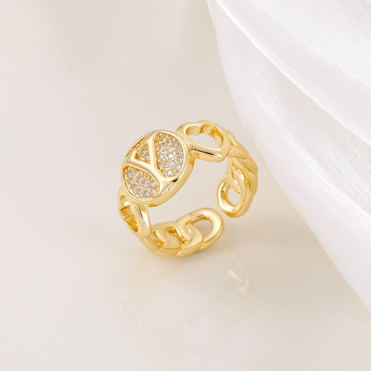 Mariam's Collection MAC186 Copper Set With Zircon 18K Real Gold Love Glossy Letter Ring — fabric or material detail