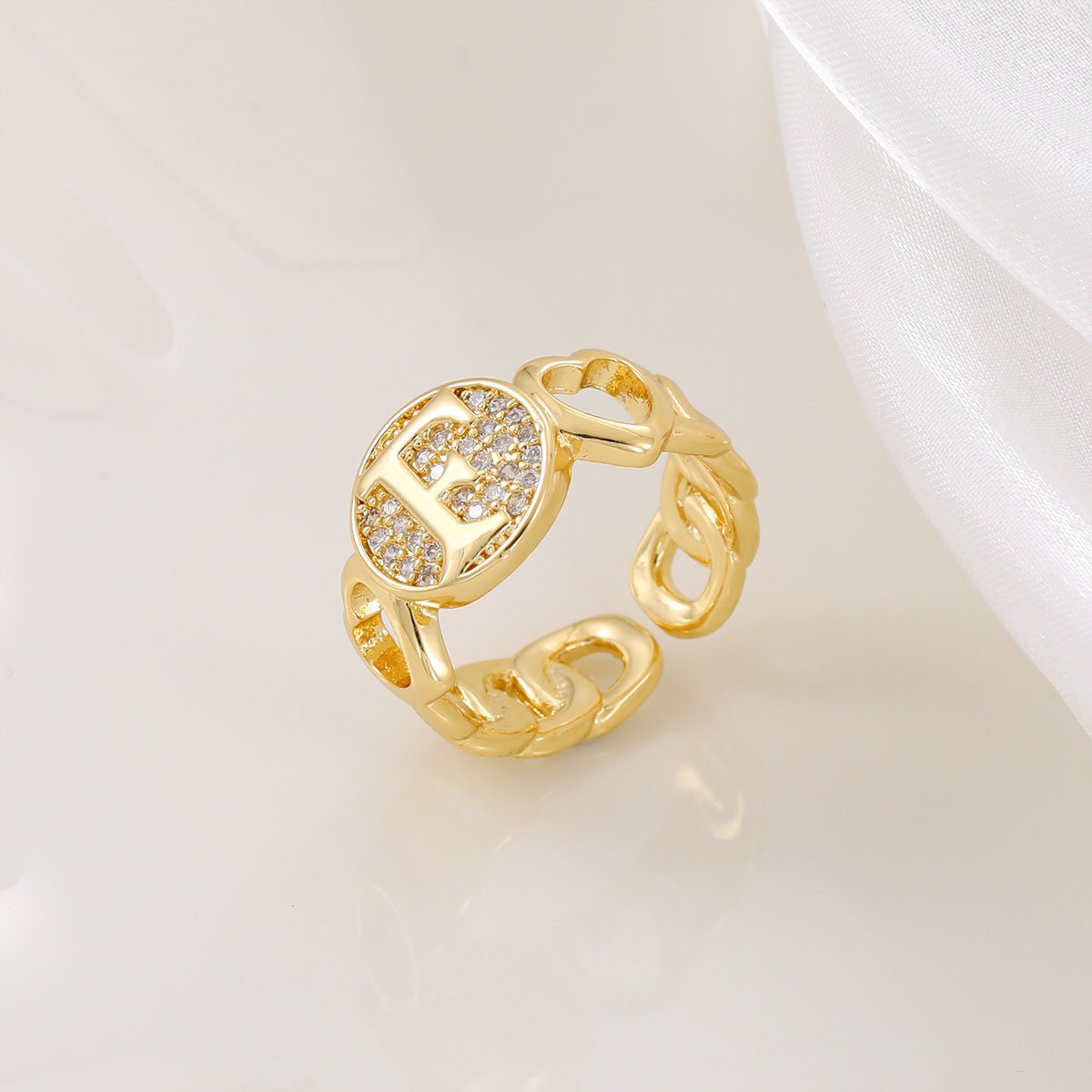 Mariam's Collection MAC186 Copper Set With Zircon 18K Real Gold Love Glossy Letter Ring — detail shot 9