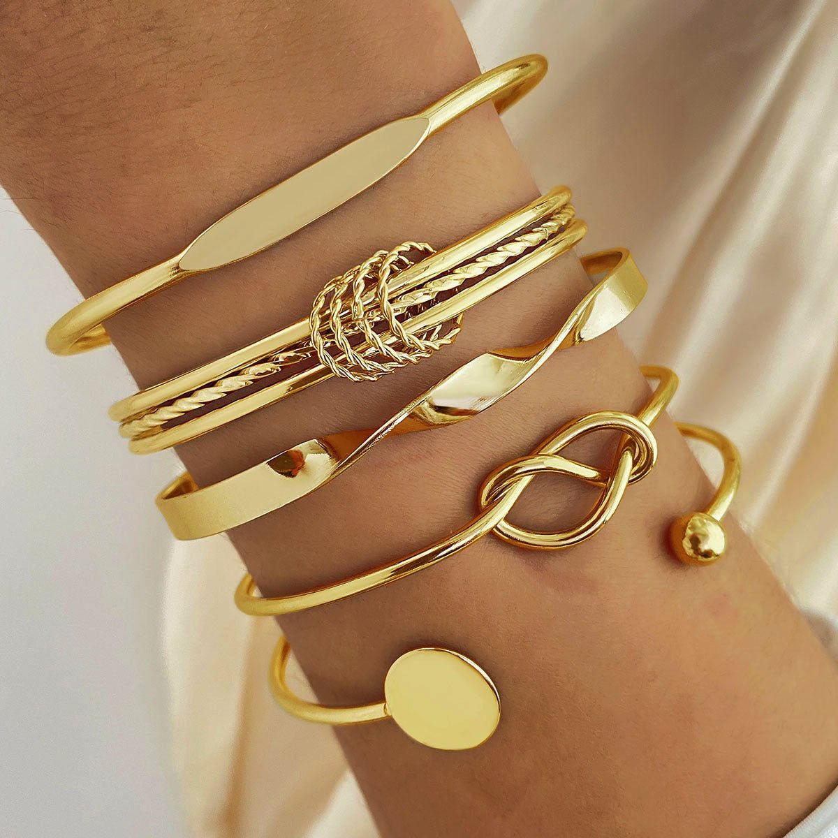 Mariam's Collection Mariam's Collection Retro Simple Mixed Open Bracelet(MAC202) — main product shot