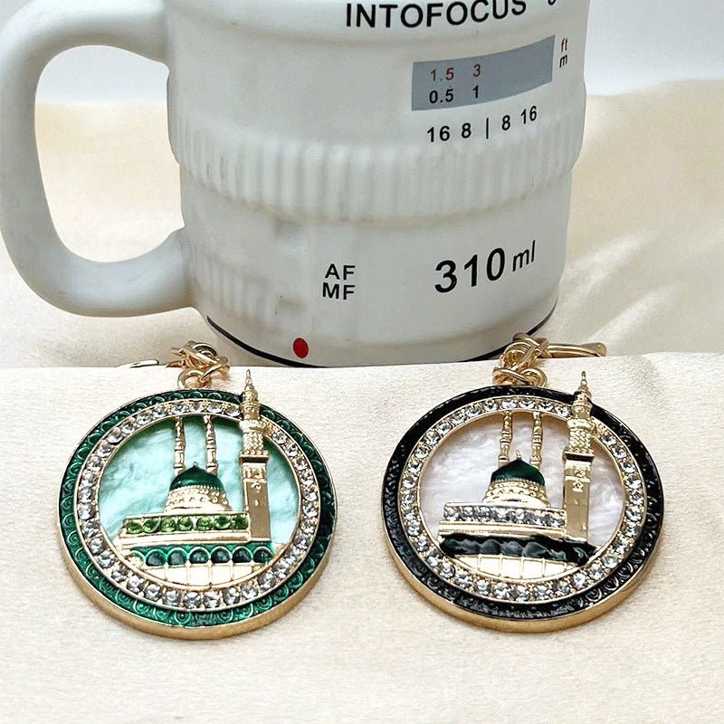 Mariam's Collection Gold Plated Mosque Of The Prophet Keychain | Masjid an-Nabawi Keychain (MAC214) — Mariam's Collection branding close-up