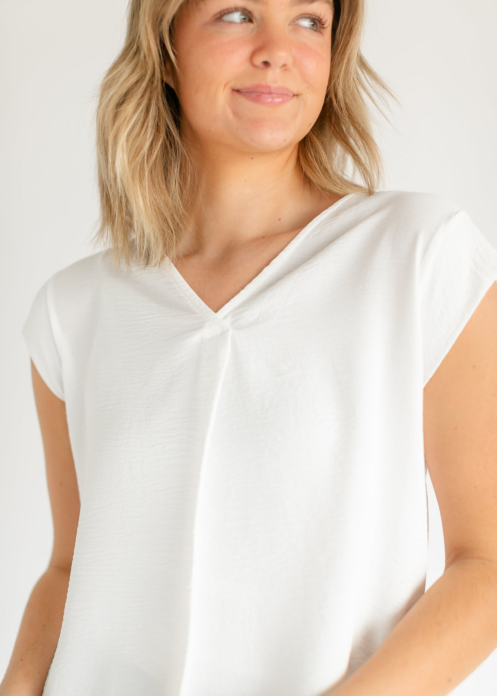 Inherit Co. Madison V-neck Short Sleeve Flowy Top - FINAL SALE — size reference