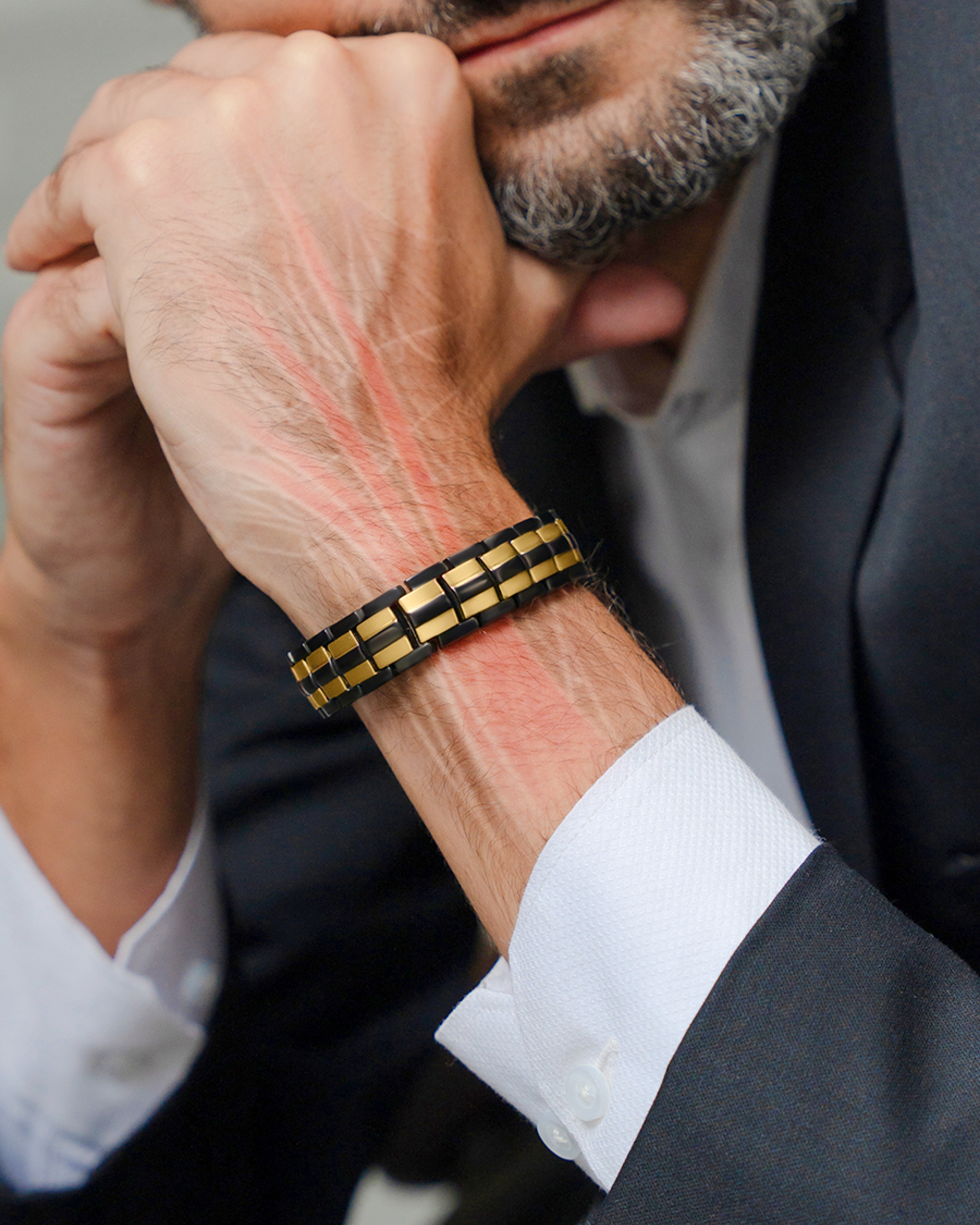 MagnetRX EllipseMAX Magnetic Bracelet for Men (Black & Gold) — Black detail
