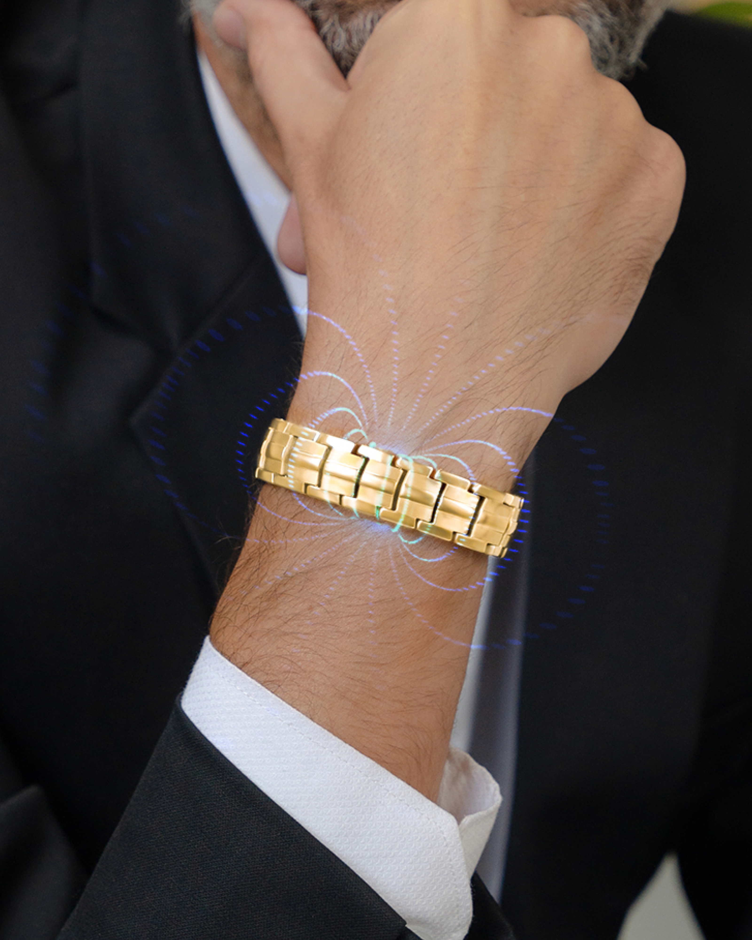 MagnetRX EllipseMAX Magnetic Bracelet for Men (Gold) — detail shot 8