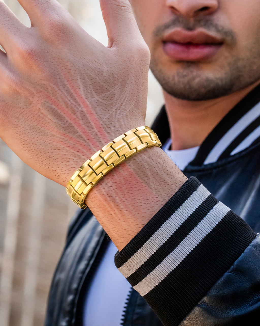 MagnetRX EllipseMAX Magnetic Bracelet for Men (Gold) — Gold detail