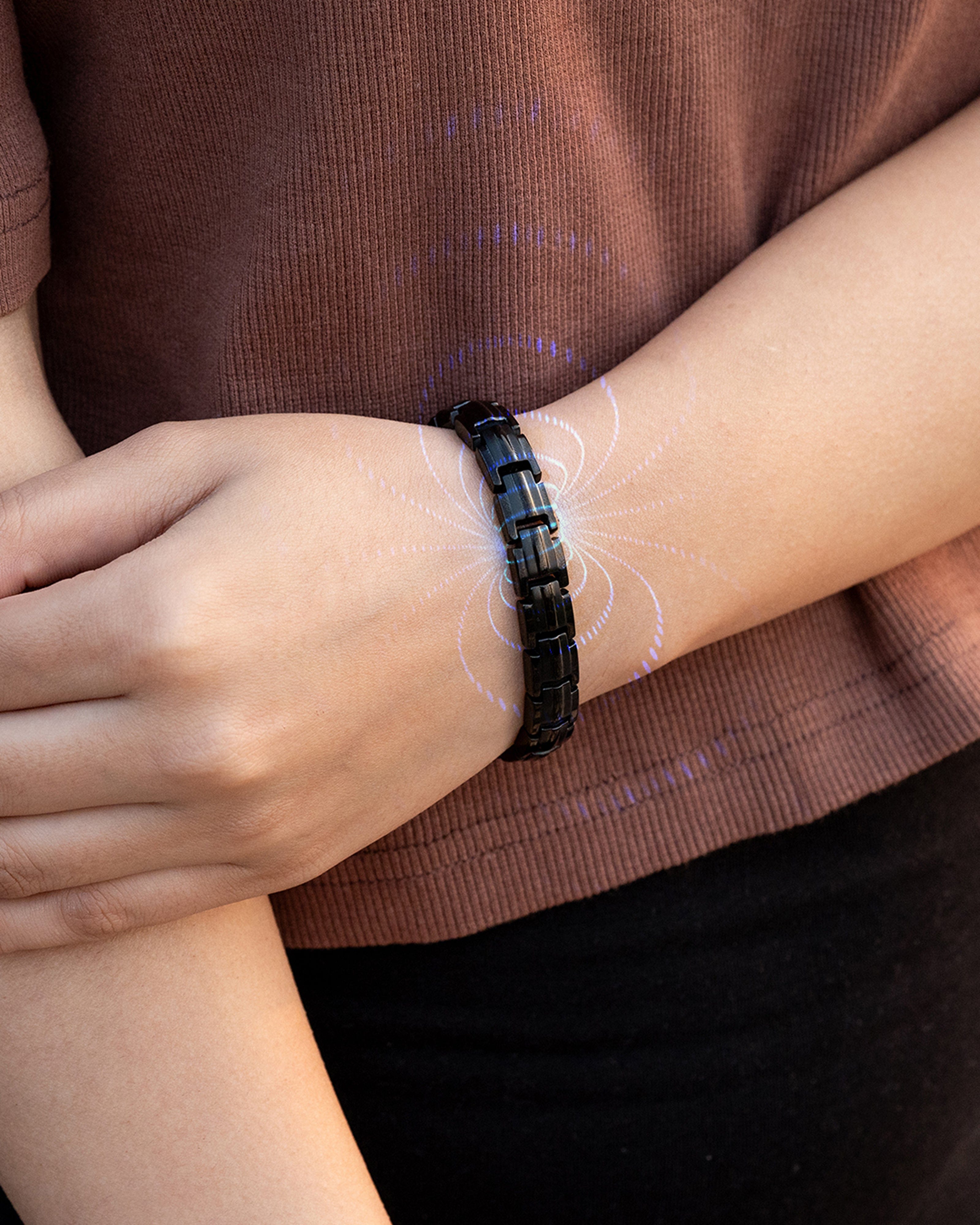 MagnetRX EllipseMAX Magnetic Bracelet for Women (Black) — detail shot 8