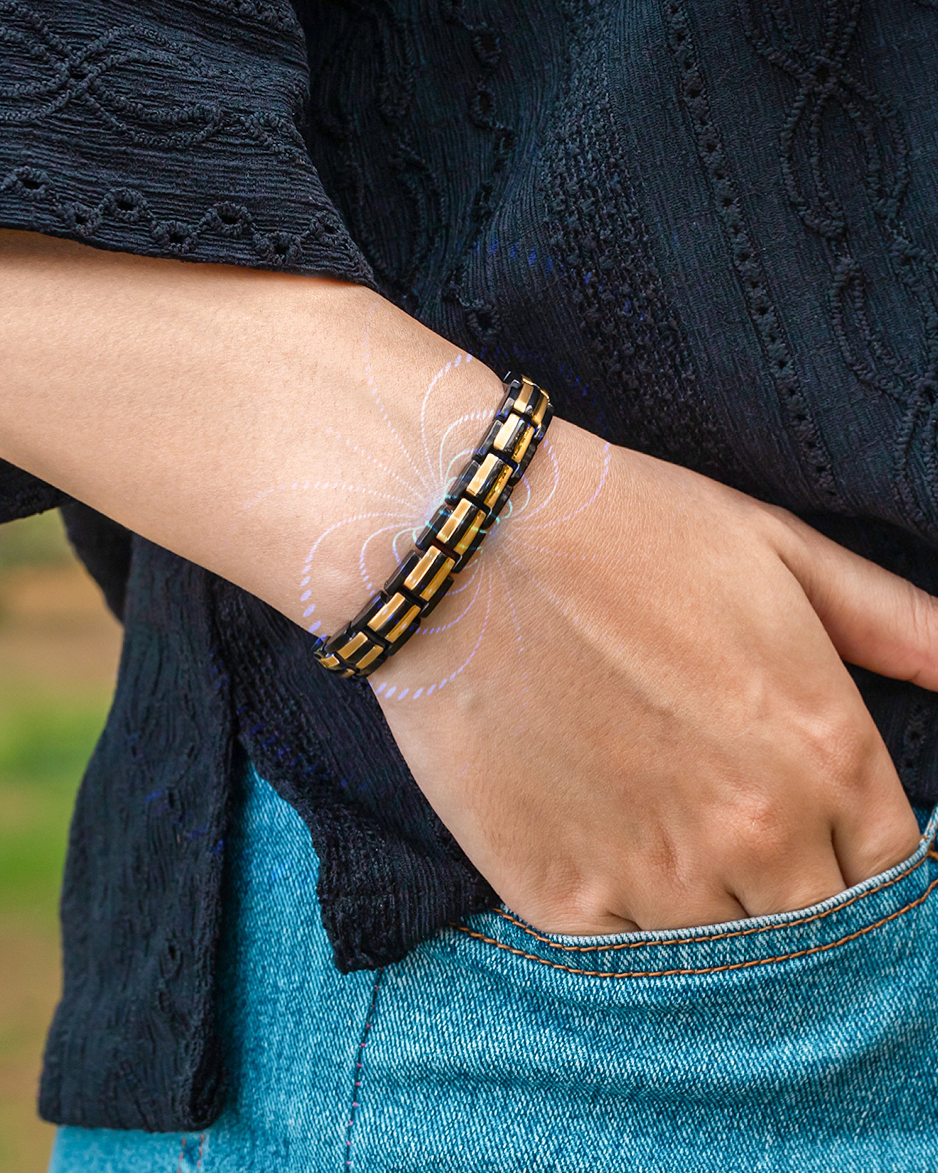 MagnetRX EllipseMAX Magnetic Bracelet for Women (Black & Gold) — detail shot 8