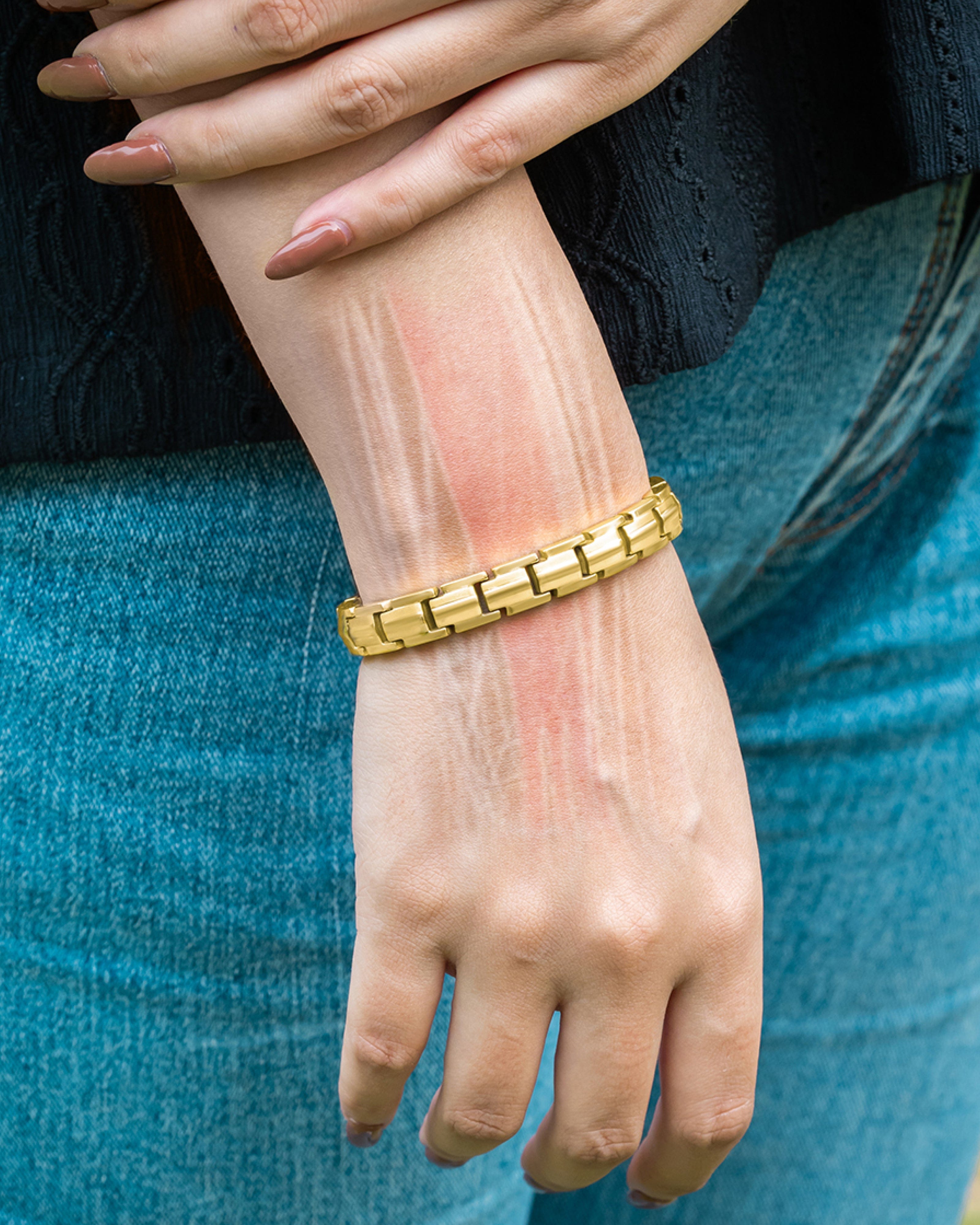 MagnetRX EllipseMAX Magnetic Bracelet for Women (Gold) — Gold detail