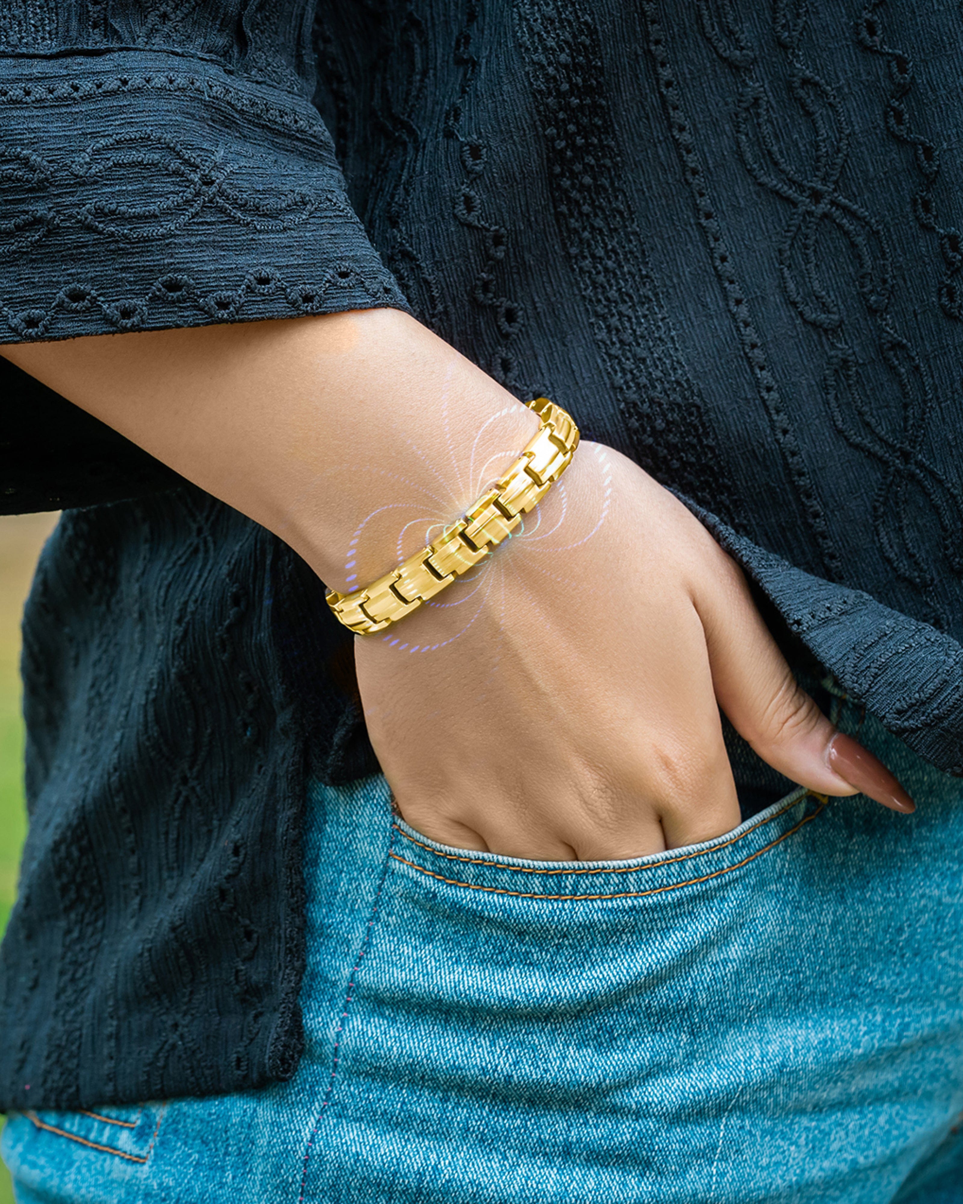 MagnetRX EllipseMAX Magnetic Bracelet for Women (Gold) — detail shot 8