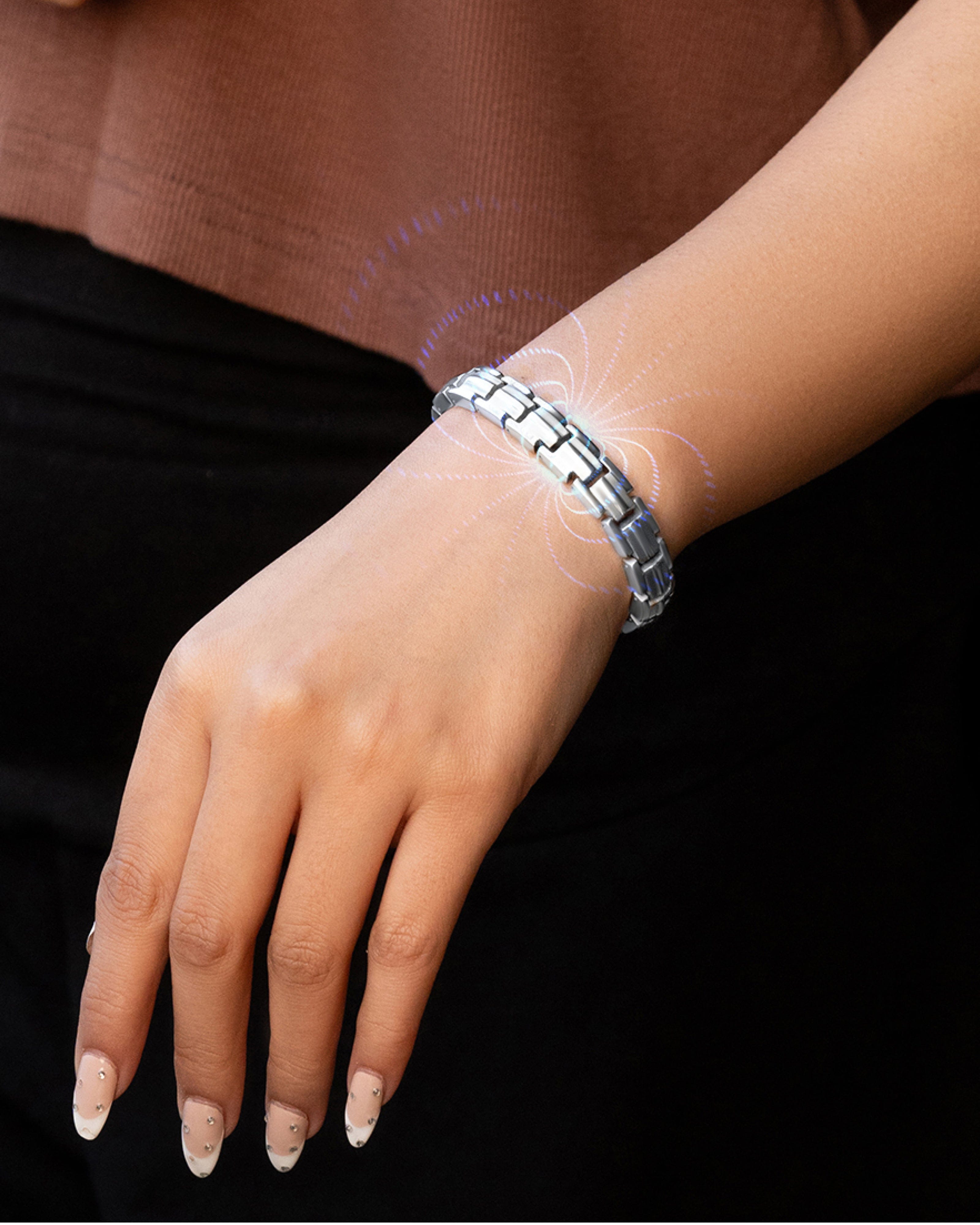 MagnetRX EllipseMAX Magnetic Bracelet for Women (Silver) — detail shot 8