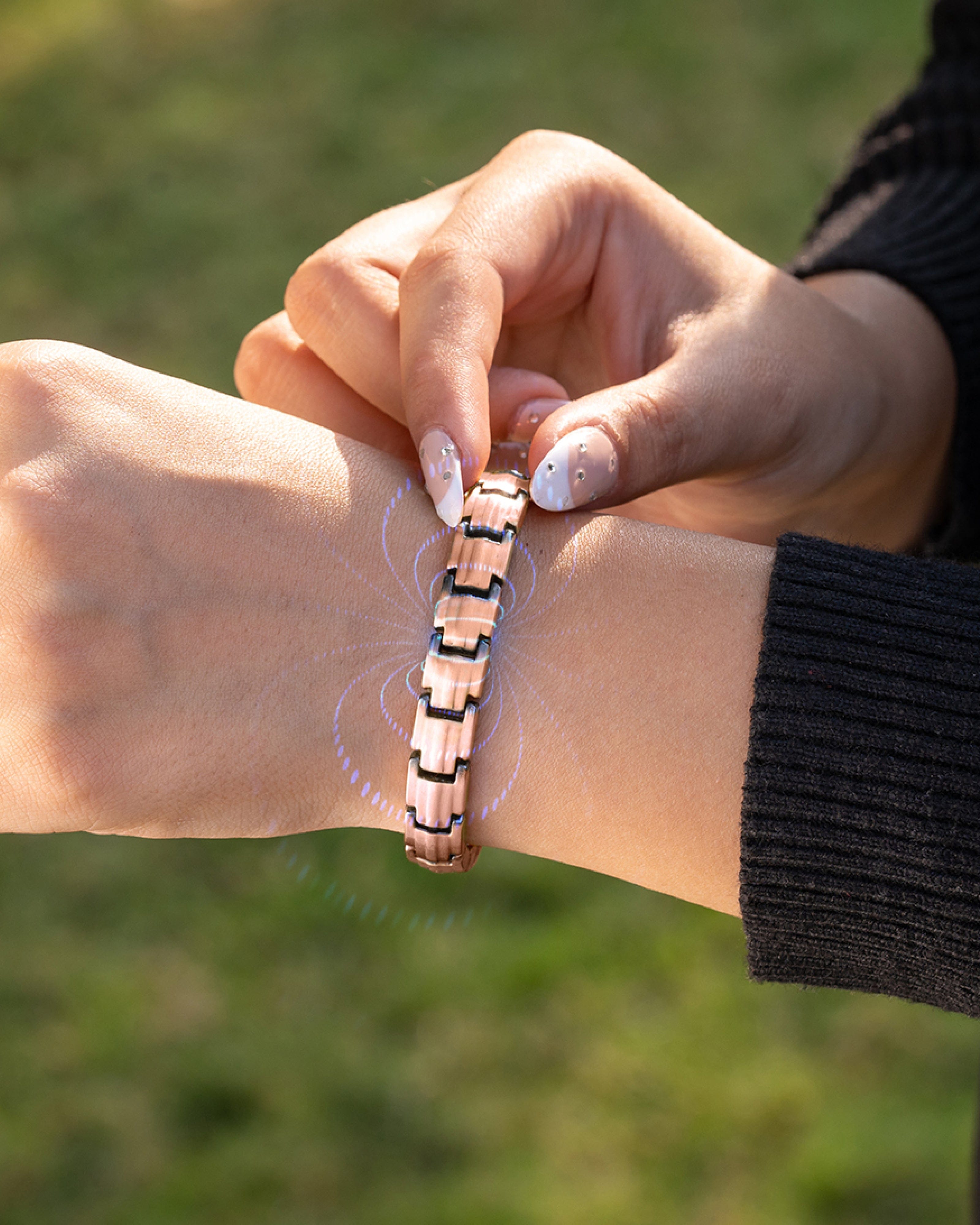 MagnetRX EllipseMAX Magnetic Copper Bracelet for Women — detail shot 9